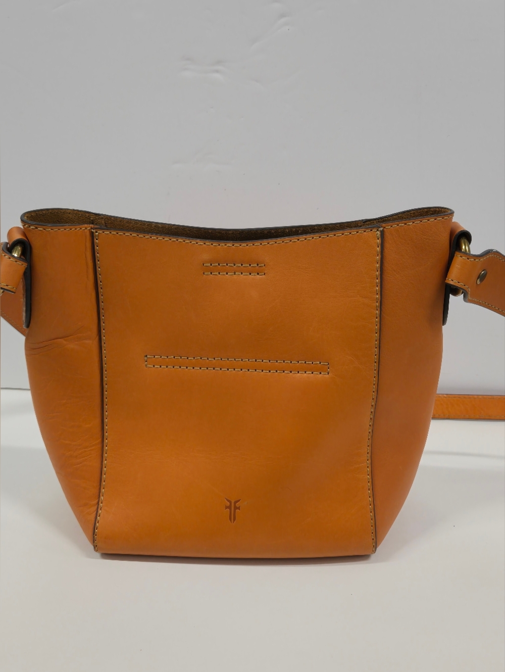 Nwt Frye Messenger Crossbody Leather Bag